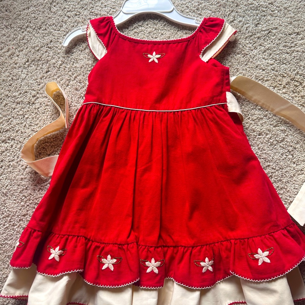 Well Dressed Wolf. Christmas Cheer dress. EUC. Size 4T